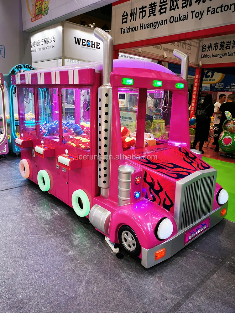 claw machine truck