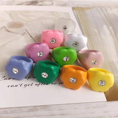 

Korean Fashion Jewelry Candy Color Crystal Flower Rings Shiny Acrylic Resin Flower Finger Rings For Girls