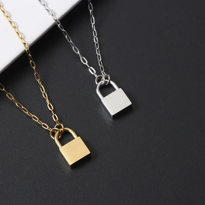 

Hot Sales Valentine's Day Gift Stainless Steel Women Elegant Blank Engraved Lock Pendant Necklace