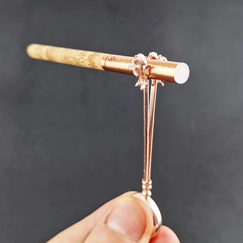 Rose Flower Vintage Cigarette Holder Ring Rack Metal Finger Clip Slim Cigarettes Smoking