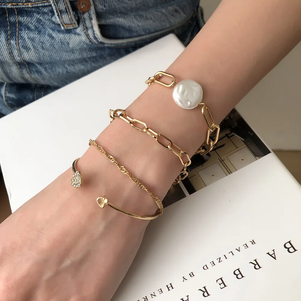 

4pcs set Trendy Women Multi Layered Chain Irregular Flat Pearl Bracelet 18k Gold Plated Paperclip Chain Bracelets, As picture