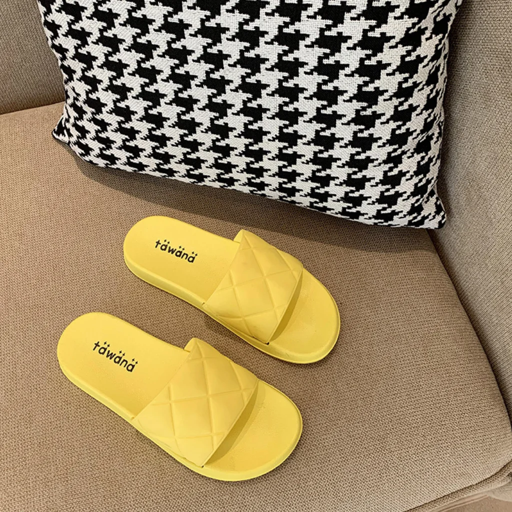 

China manufacturer PVC summer slippers women indoor slippers, As shown
