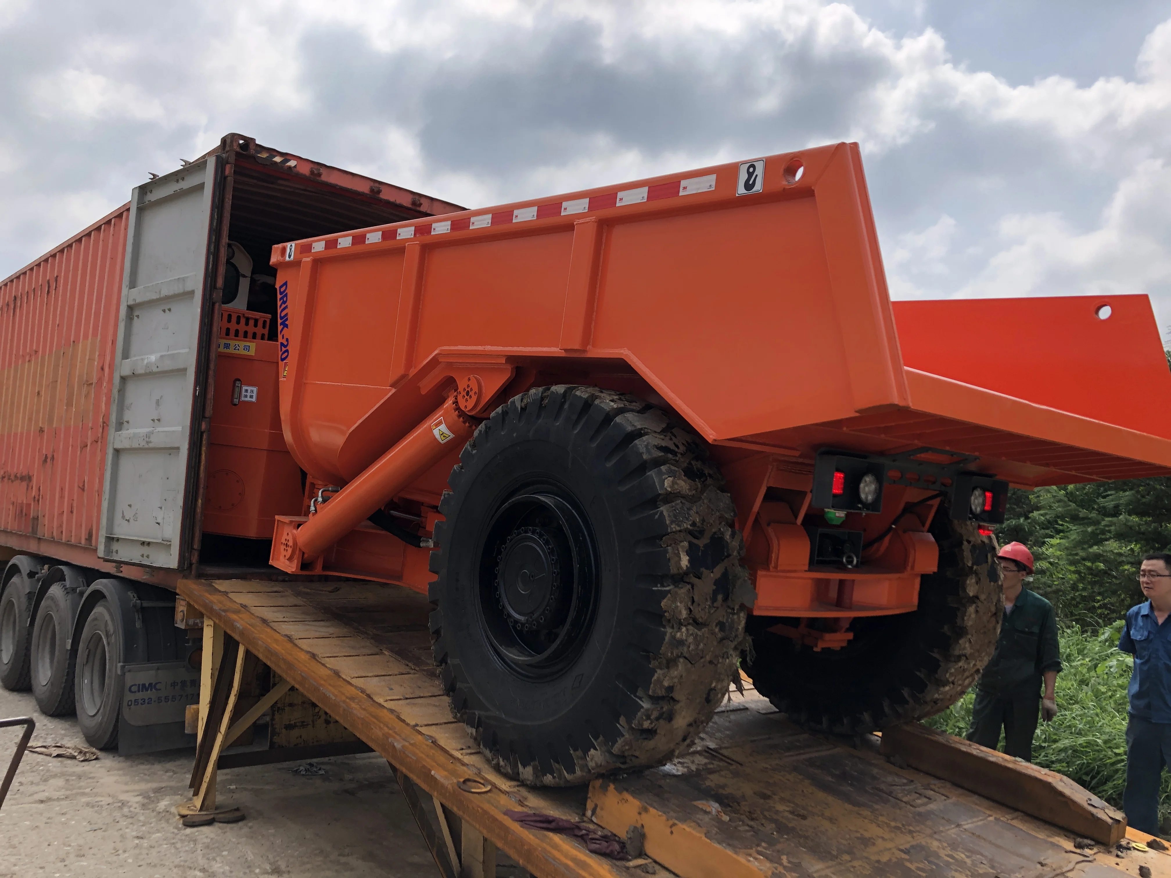 20 吨地下自卸车 20 吨地下卡车