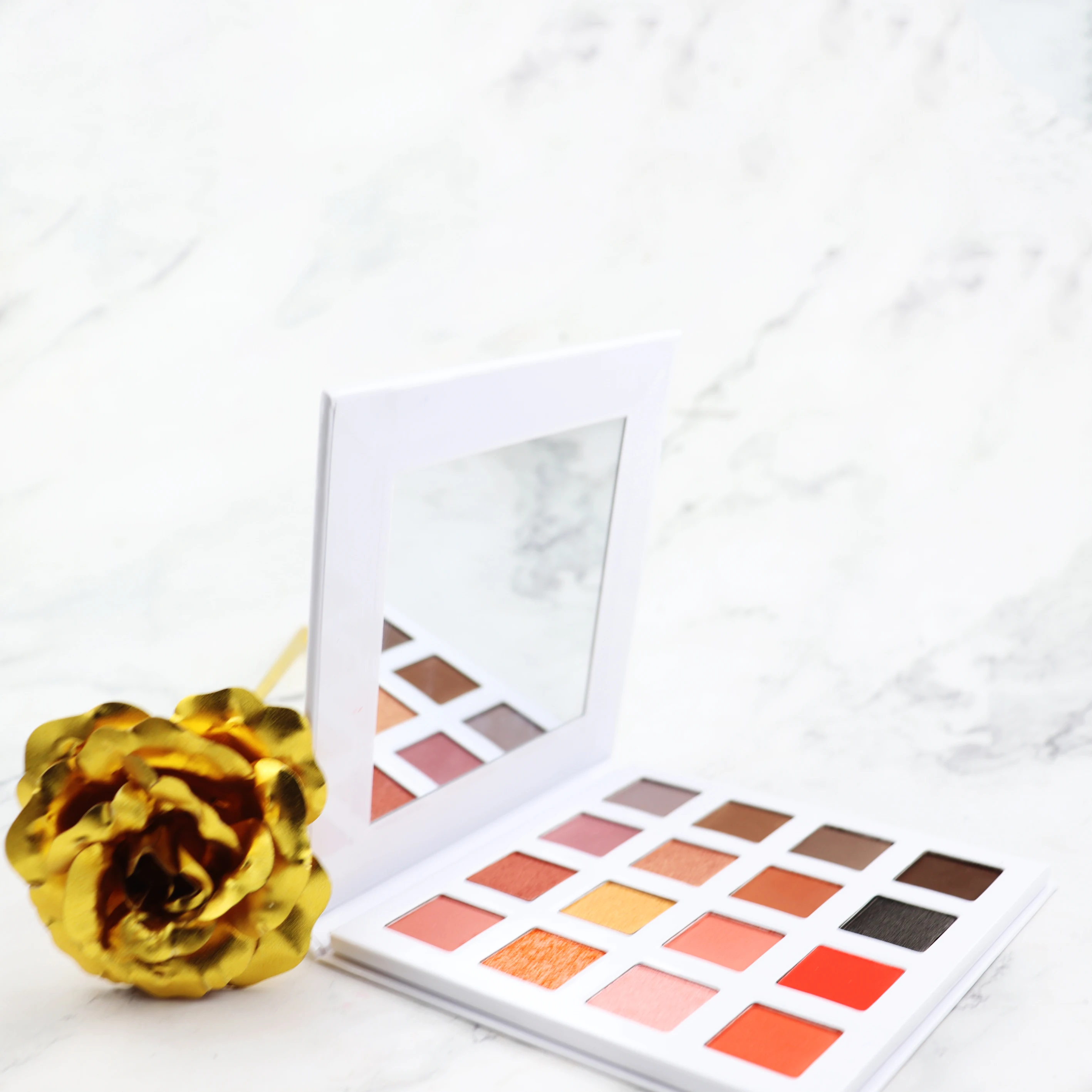 

DIY OEM Eyeshadow Palette Professional Cheap Beauty Eyeshadow Palette Square Eyeshadow, Multi-colored