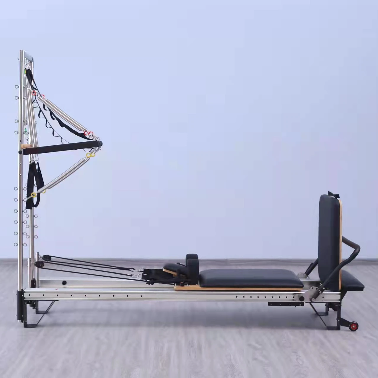 

Aluminium Reformer with half trapeze gym machine, Optional