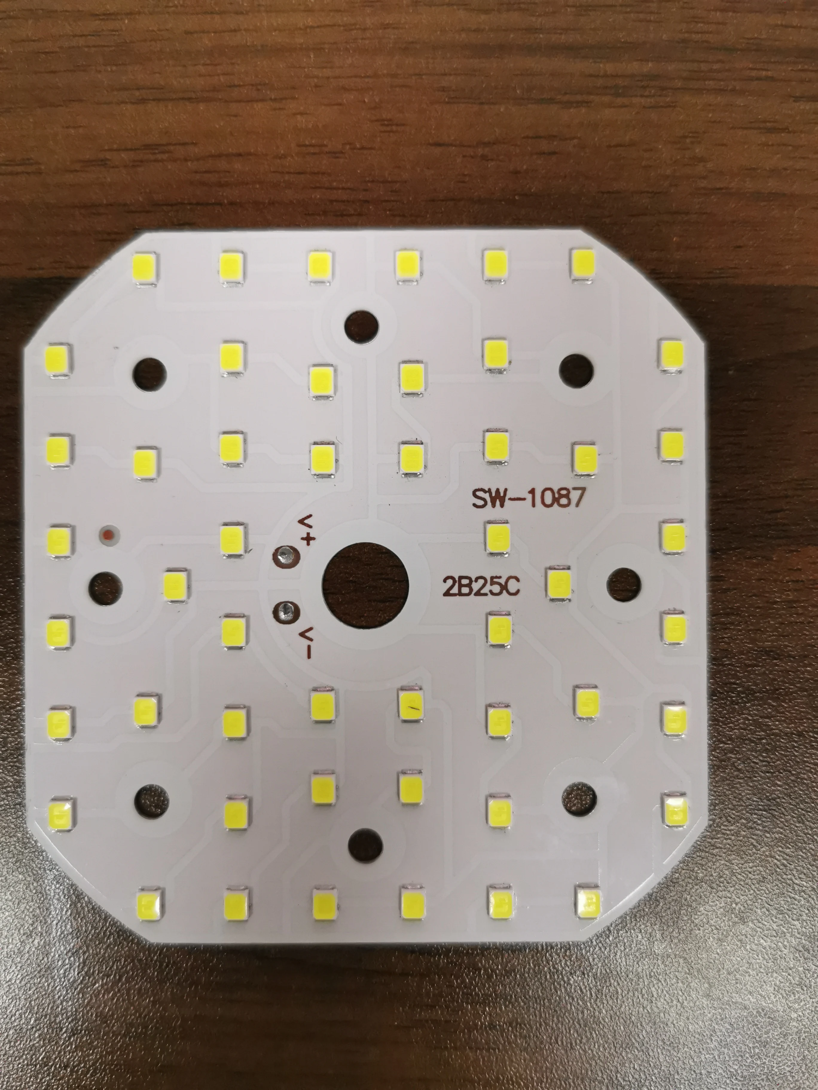 电子led 电路板设计 led 灯泡 pcb 36w 75毫米 smd2835