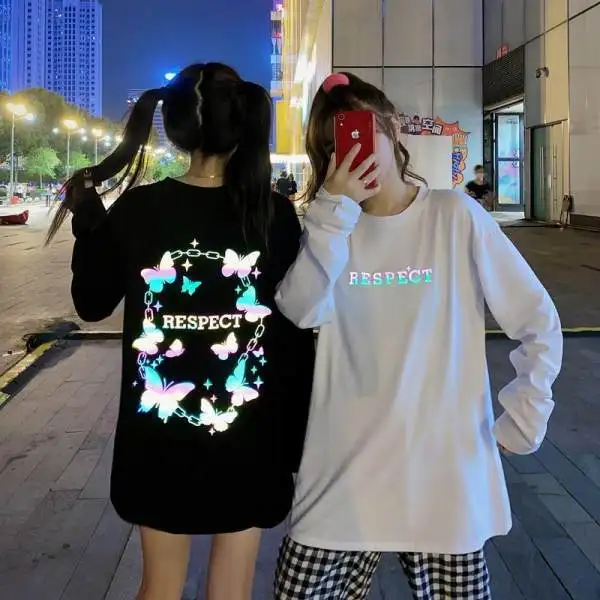 

Super fire butterfly reflective long-sleeved t-shirt women 2020 new Korean couple wear design sense niche loose tshirt women ins