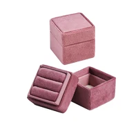 

Wholesale Custom Logo White Doubl Velvet Ring Box For Proposal Wedding
