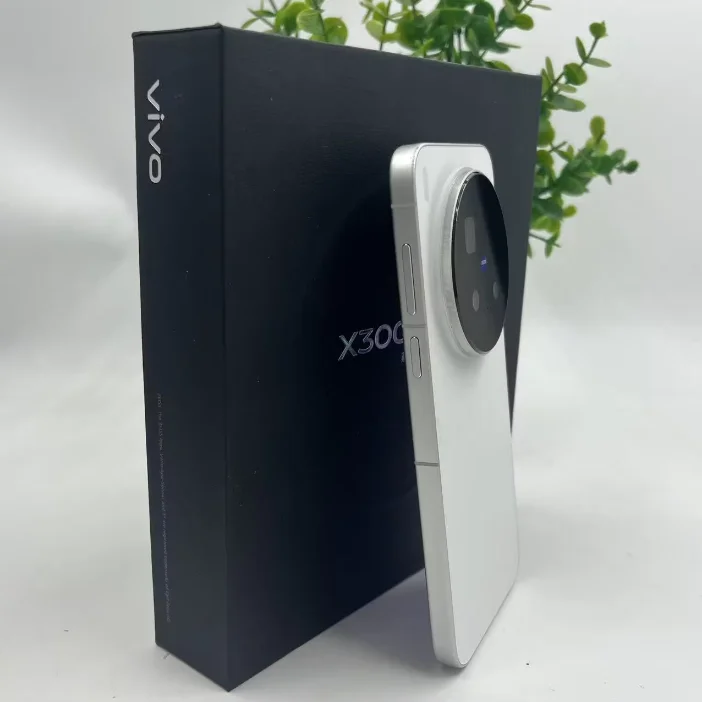 Used Original vivo X300 Pro 5G Smartphone Dimensity 9500 6.78 Inch 200MP Zeiss Camera 16GB 512GB Unlocked Wholesale