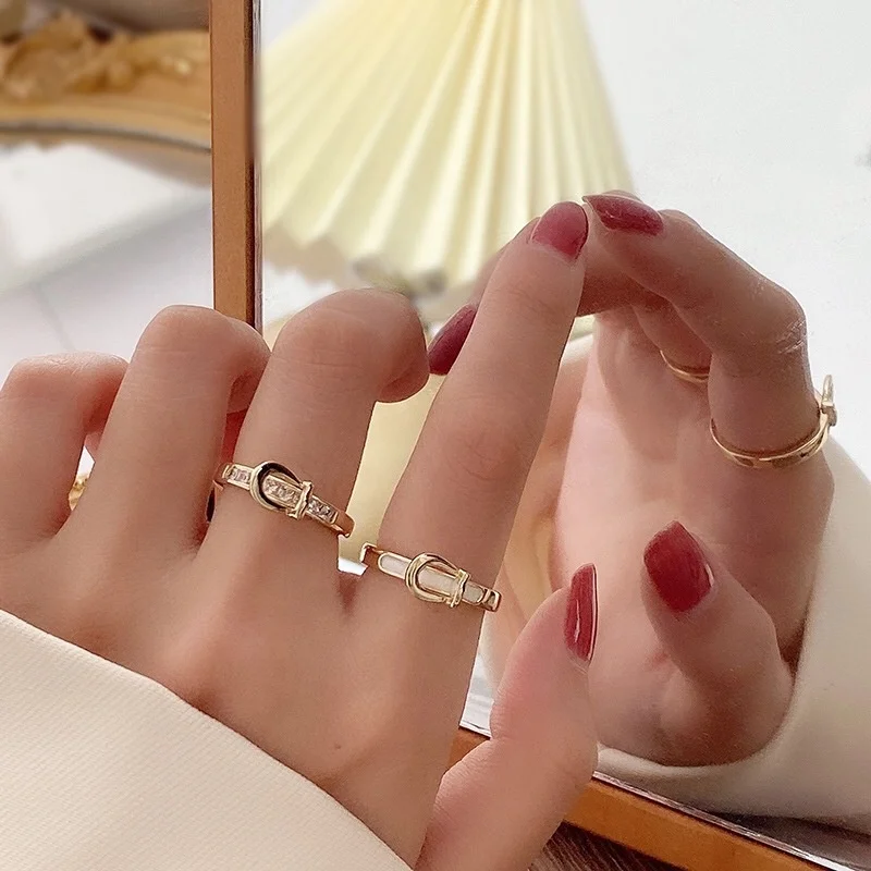 

Vintage White Shell Belt Buckle Charm Rings for Women Female Gold Color Alloy Shiny Rhinestones Ring Chic Wedding Jewelry, Customized color