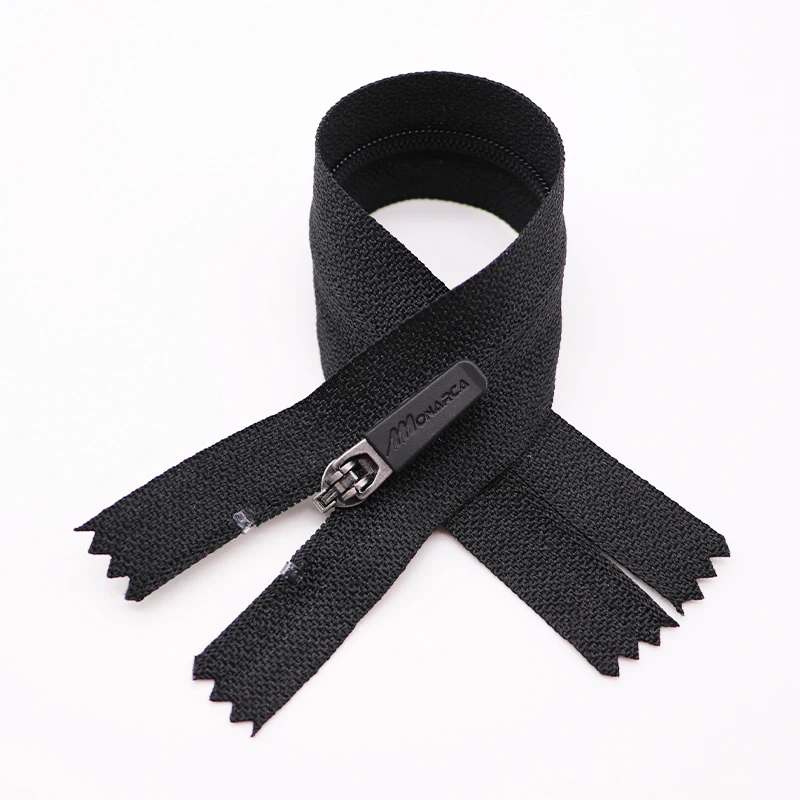 
Top quality semi-auto lock rubber puller small zipper nylon zipper #3#5 reversible invisible zipper reverse for jersey 