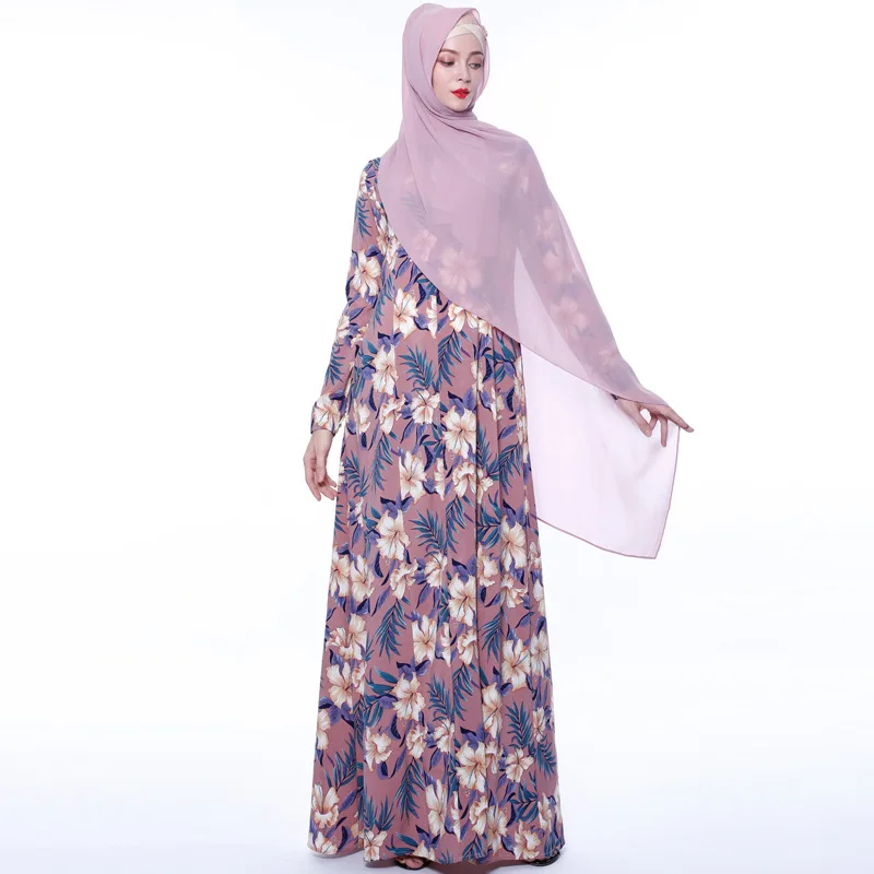 

New printed maxi dress features A stylish European and American muslim long dress, White,pink,red,blue