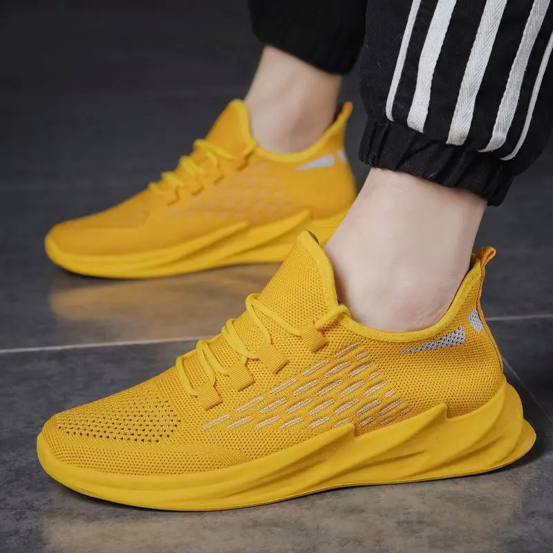 

Men Light Weight Fly knit Sneakers Running Shoes Anti-slip Casual Shoes, Yellow black white