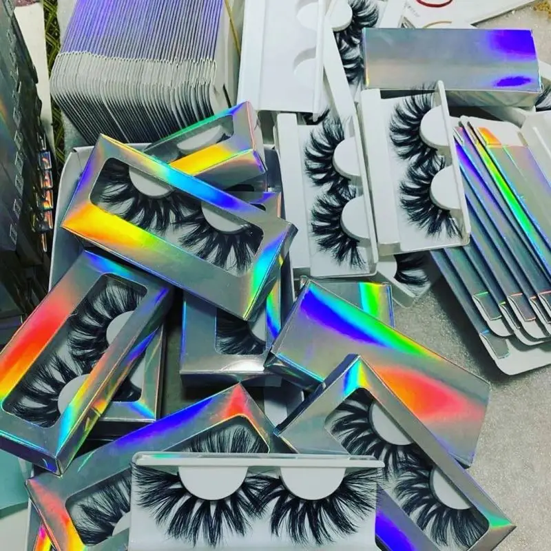 

beautybay custom logo holographic eyelash packaging box mink lahes 25mm 26mm lashes, Natural black