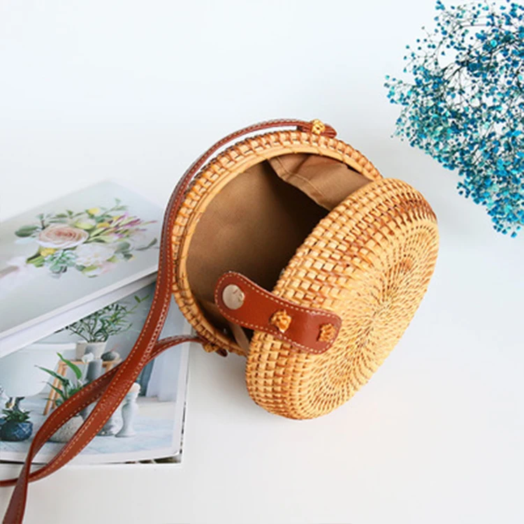 

Youngfuyou Wholesale leather women handbags ladies raffia beach rattan bags for women girls, Customizable