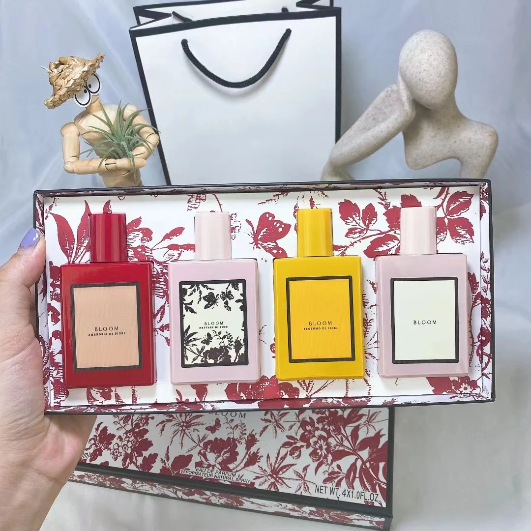 

4*30ml Brand Ladies Perfume Set Bloom Perfume Set for Women Women's Gift Box Perfume Fragrance Spray Long Lasting Smell 4 Pcs