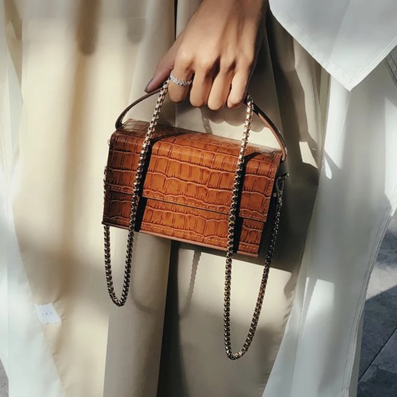 

New Elegent Acrylic Chain Box Handbag Women Fashion Crocodile Pattern Small Square Shoulder Messenger Bags Female