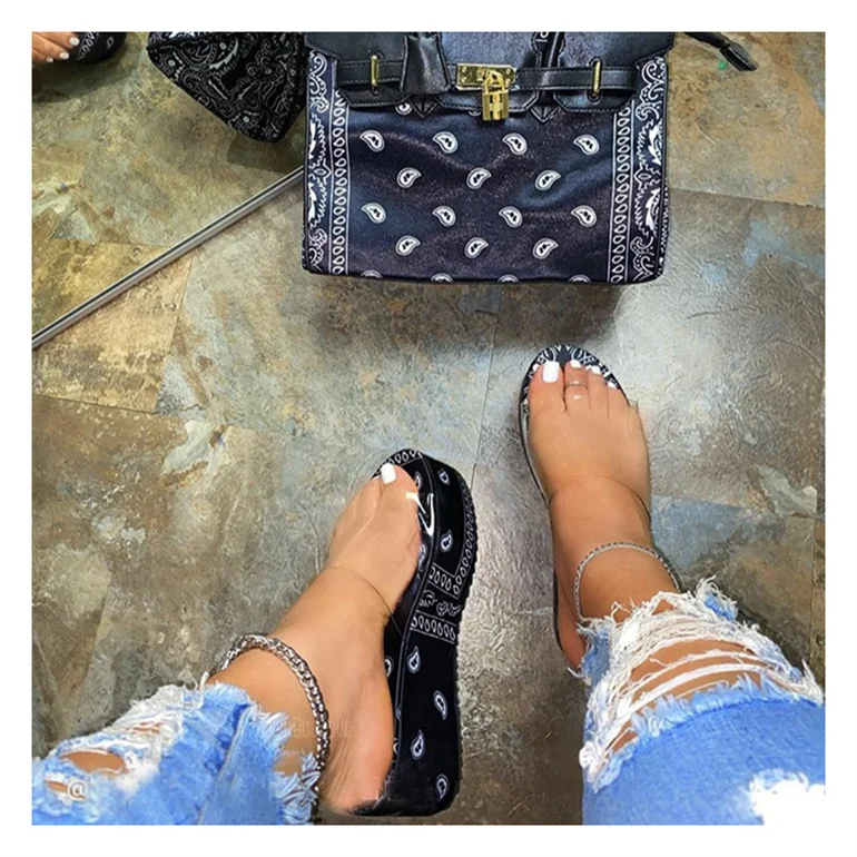 

2021 Hot Sale Outdoor Casual Jelly Platform Bandana Purse Handbag Bandana Purse And Sandals For Women