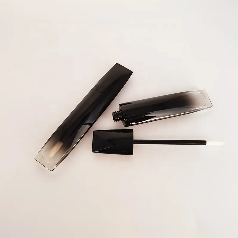 
new coming flat shape lip gloss packaging black lip gloss tube with applicator 