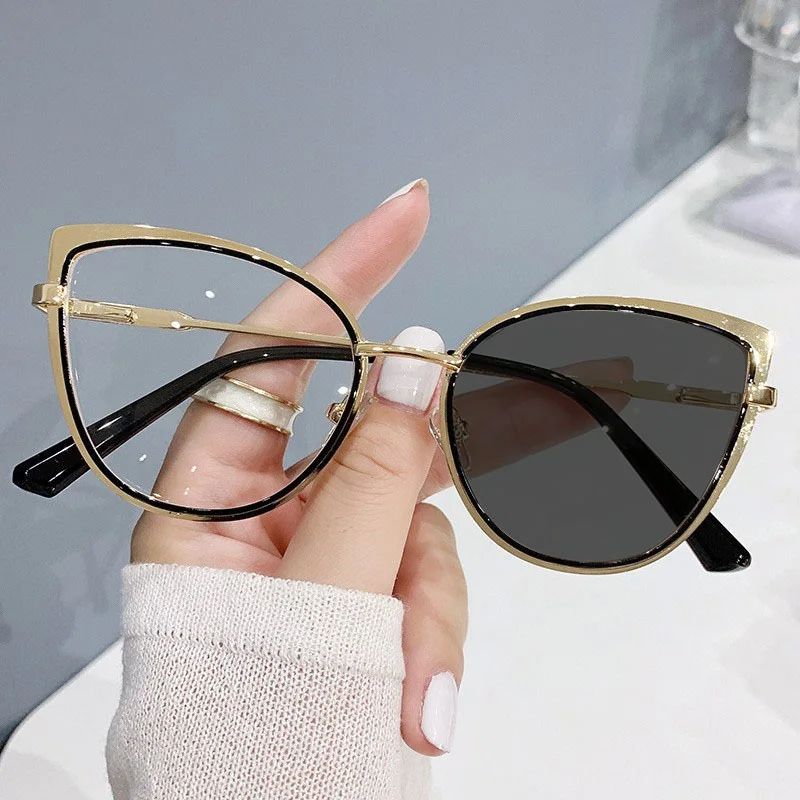 

Photo-gray Anti Reflet Color Changing Metal Diamond Cat Eye Frame Photochromic Anti Blue Light Women Eyeglasses Frame