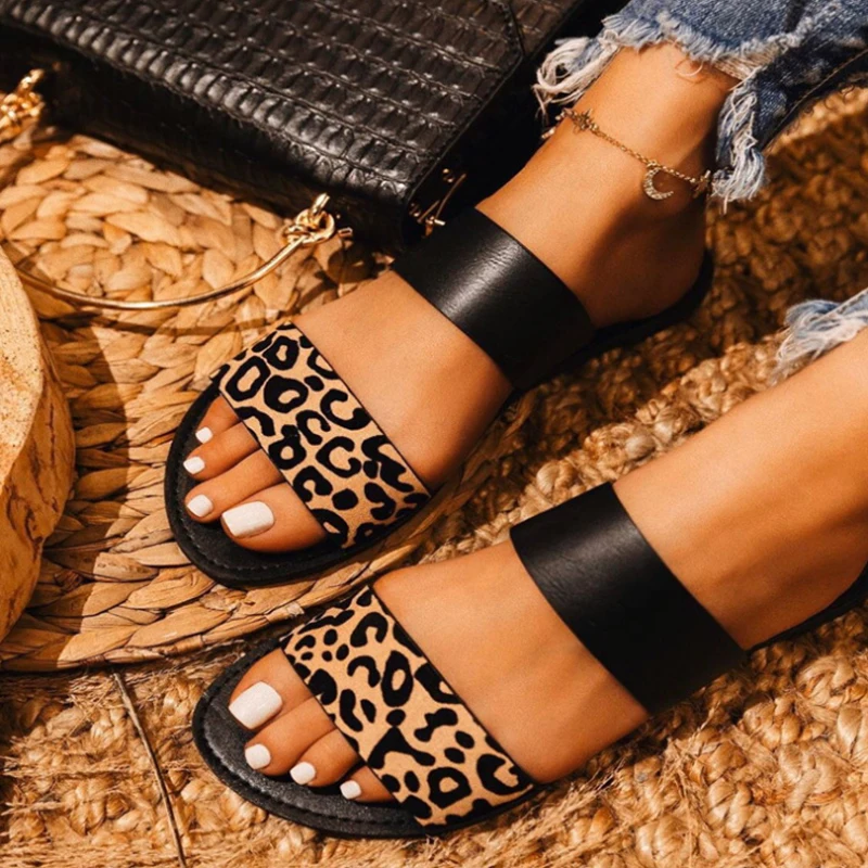 

Outdoor Fancy Leopard Leather Women Slipper Woman Beach Platform Slides Clear Slippers for Women