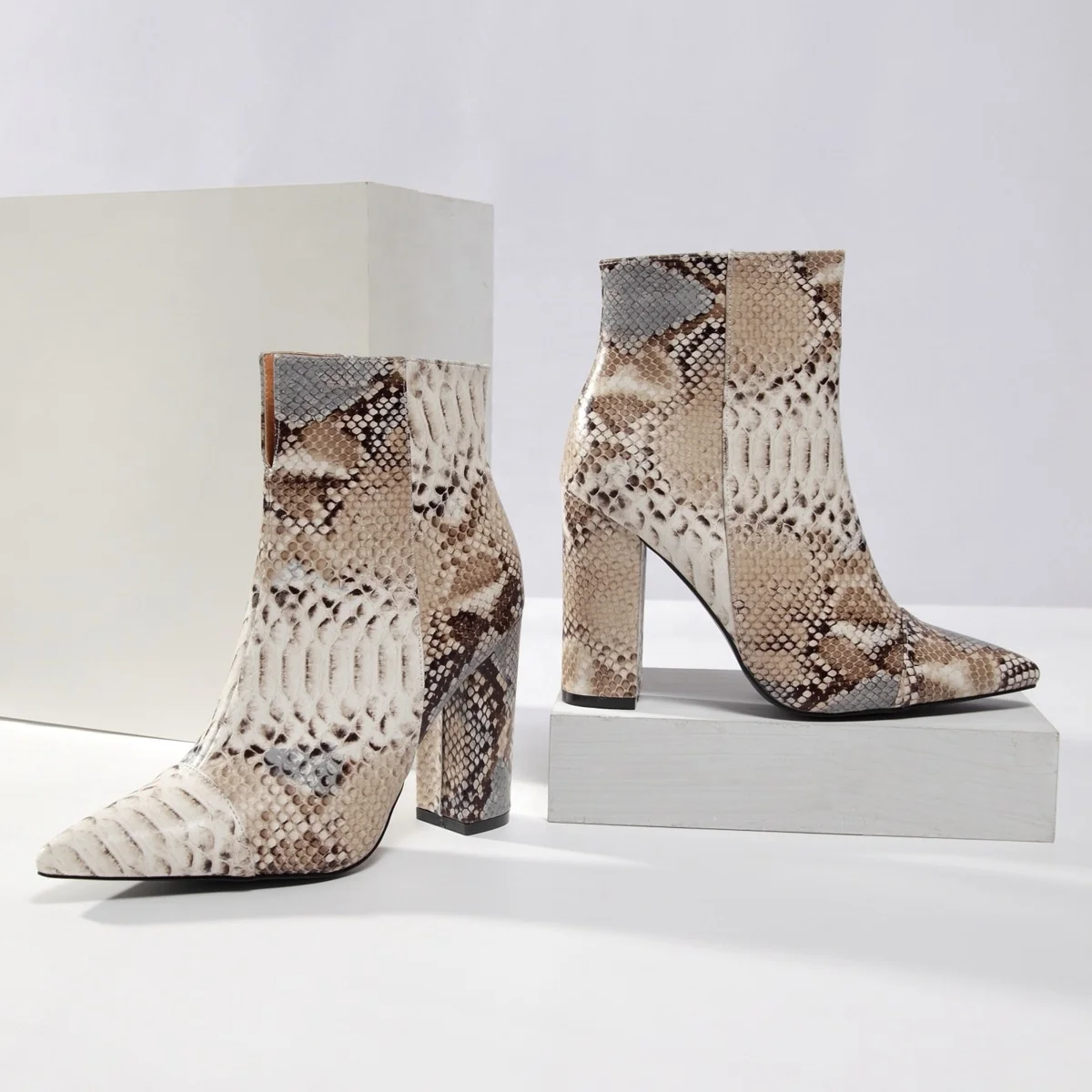 

PL0098 2020 top ranking product snake skin pattern ladies boot fashion casual shoes women high heel boots, As picture or customized color