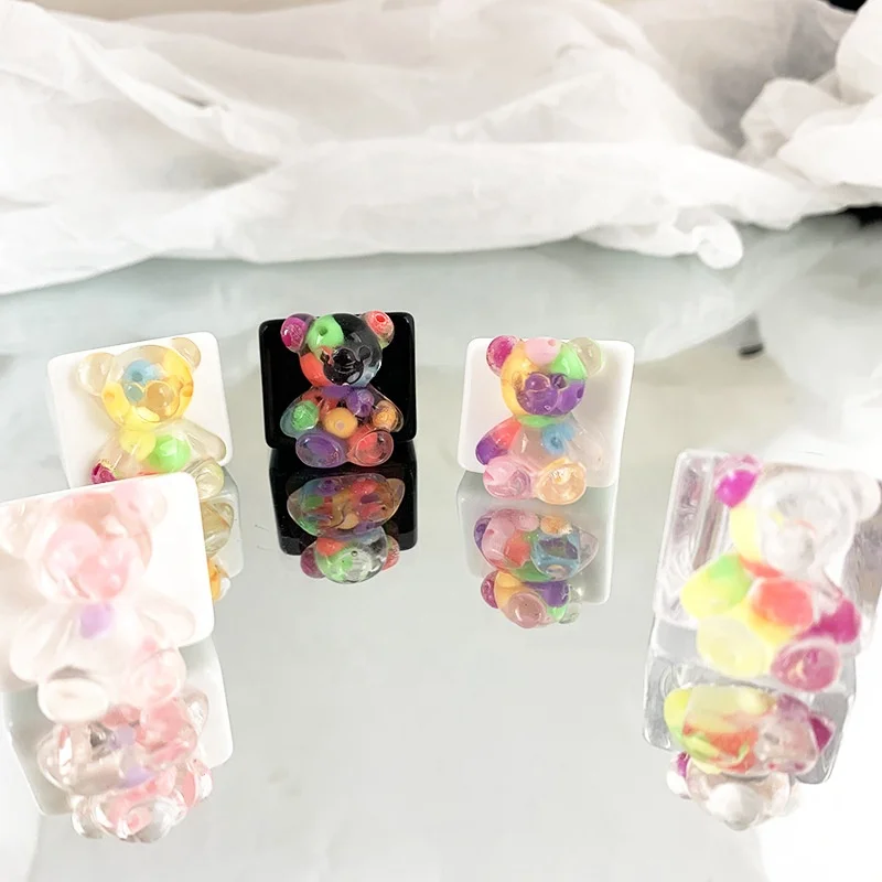 

Chunky Summer Chic Epoxy Resin Heart Ring Custom DIY Cute Cartoon Bear Trendy Acrylic Chain Gummy Bear Ring