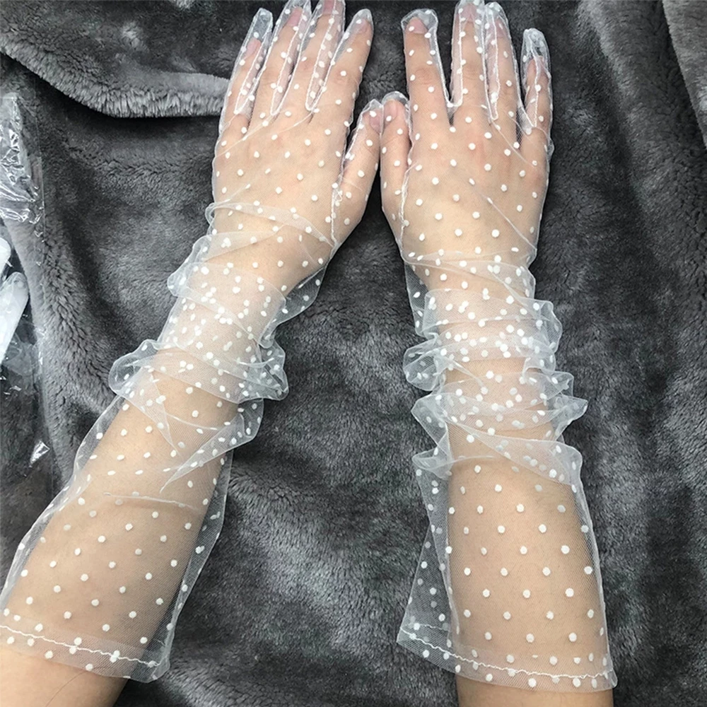 

2021 Wholesale Women Short Tulle Gloves Stretchy Lace Spots Full Finger Mittens Mesh Lace Gloves