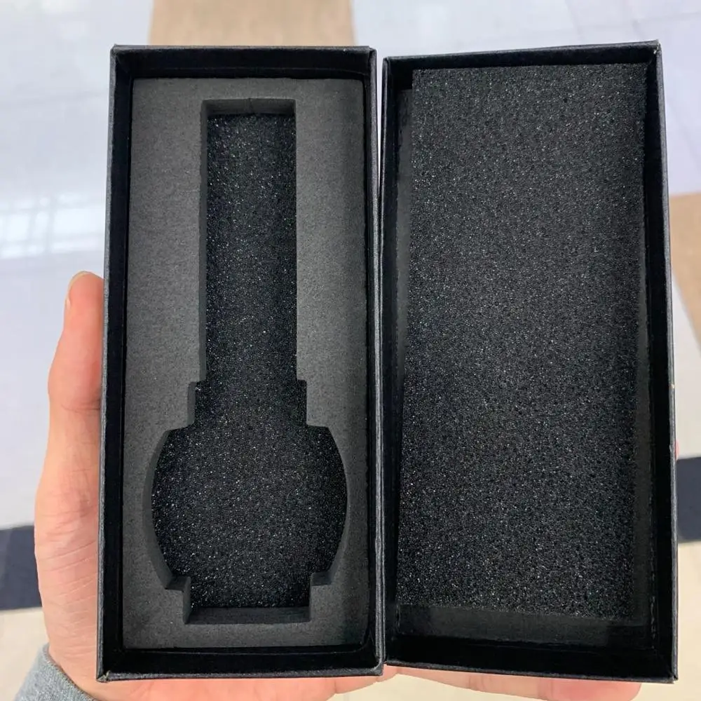 

2020 Custom Square Watch Box Gift Paper Box High Quality Packaging Box