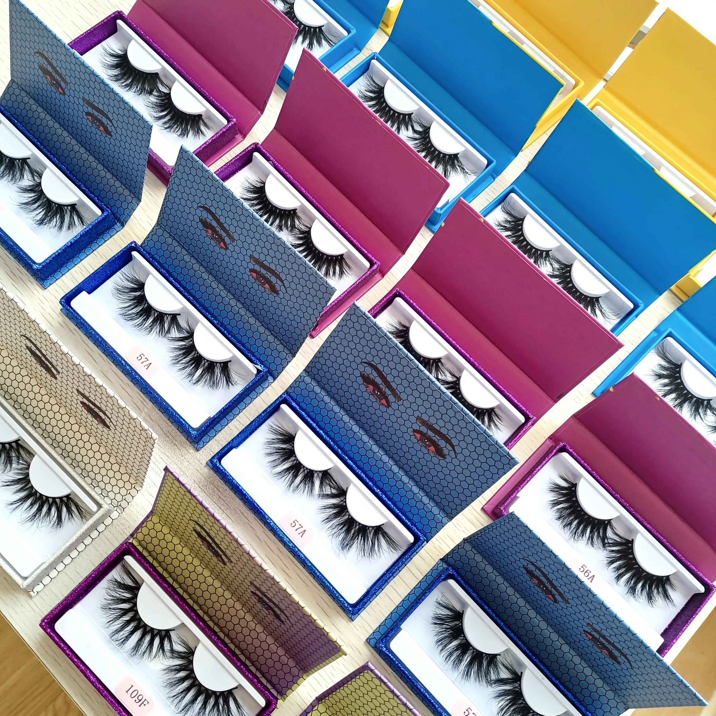 

Wholesale private label eyelashes with lashwood boxes mink lashes3d wholesale vendor 25mm bulk price in full strip lashes