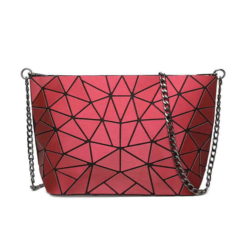 

wholesale new Korean version fashion diagonal geometric holographic one-shoulder diamond lattice lady cosmetic bags glitter, Customized color