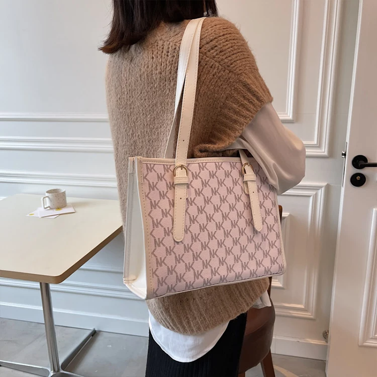 

Hot Sale Summer Bags High Quality Lager Capacity Shoulder Bags For Women