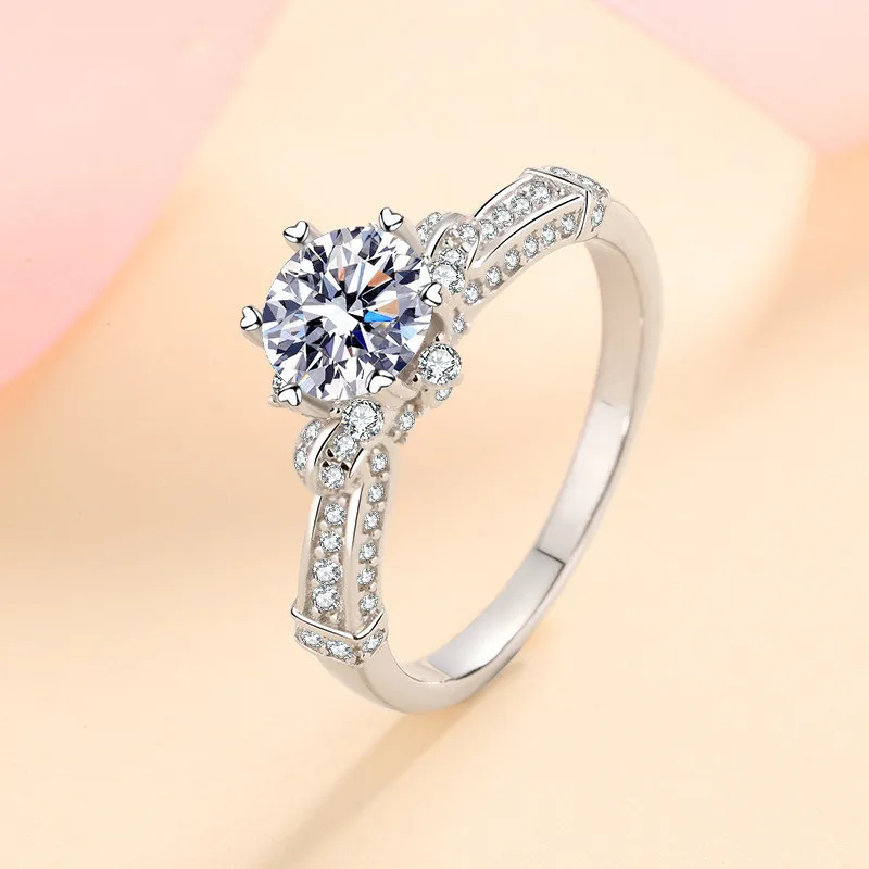 

Silver 925 Original Diamond Test Past Brilliant Cut 1 Carat D Color Moissanite Queen Ring 18K White Gold Plated Gemstone Rings