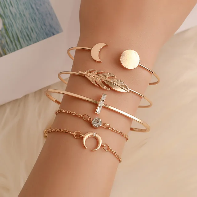 

High quality jewelry leaves moon vintage alloy gold 5pcs set women charm bracelet