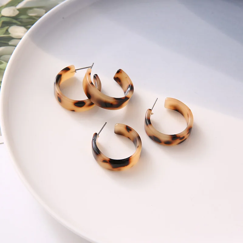 Acetate hood earrings for wome