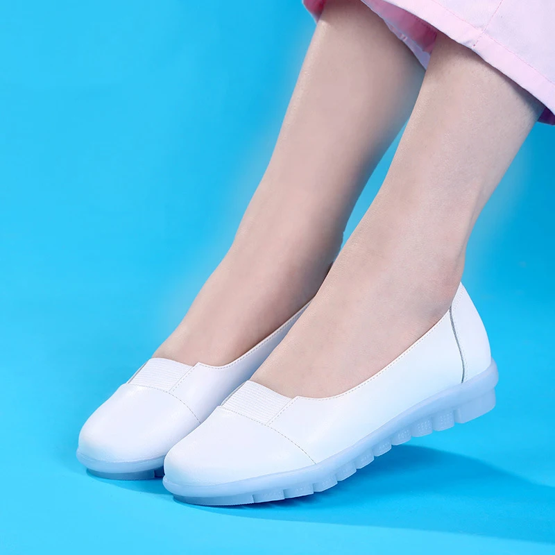 

White Comfortable Genuine Leather Flat Nursing Shoes Hospital Medical Shoes for Females
