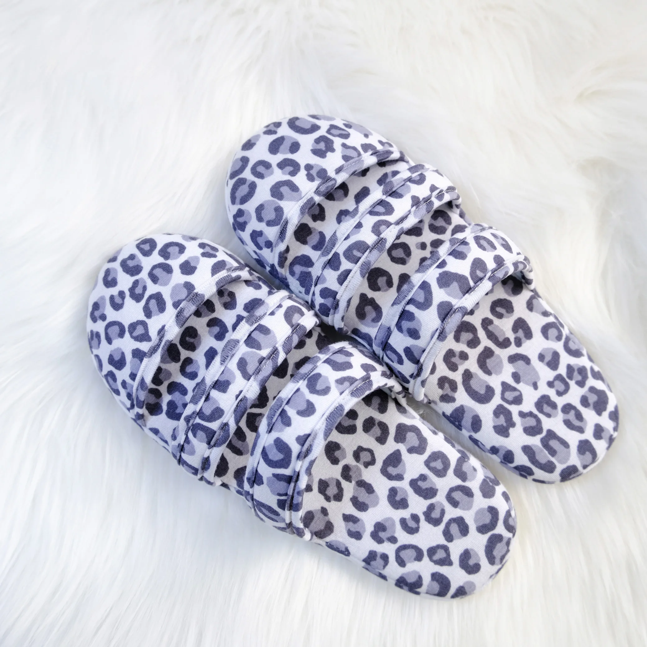 

2021 Cool Summer Leopard Print Indoor Slippers Closed Toe Soft Cotton House Summer Slippers