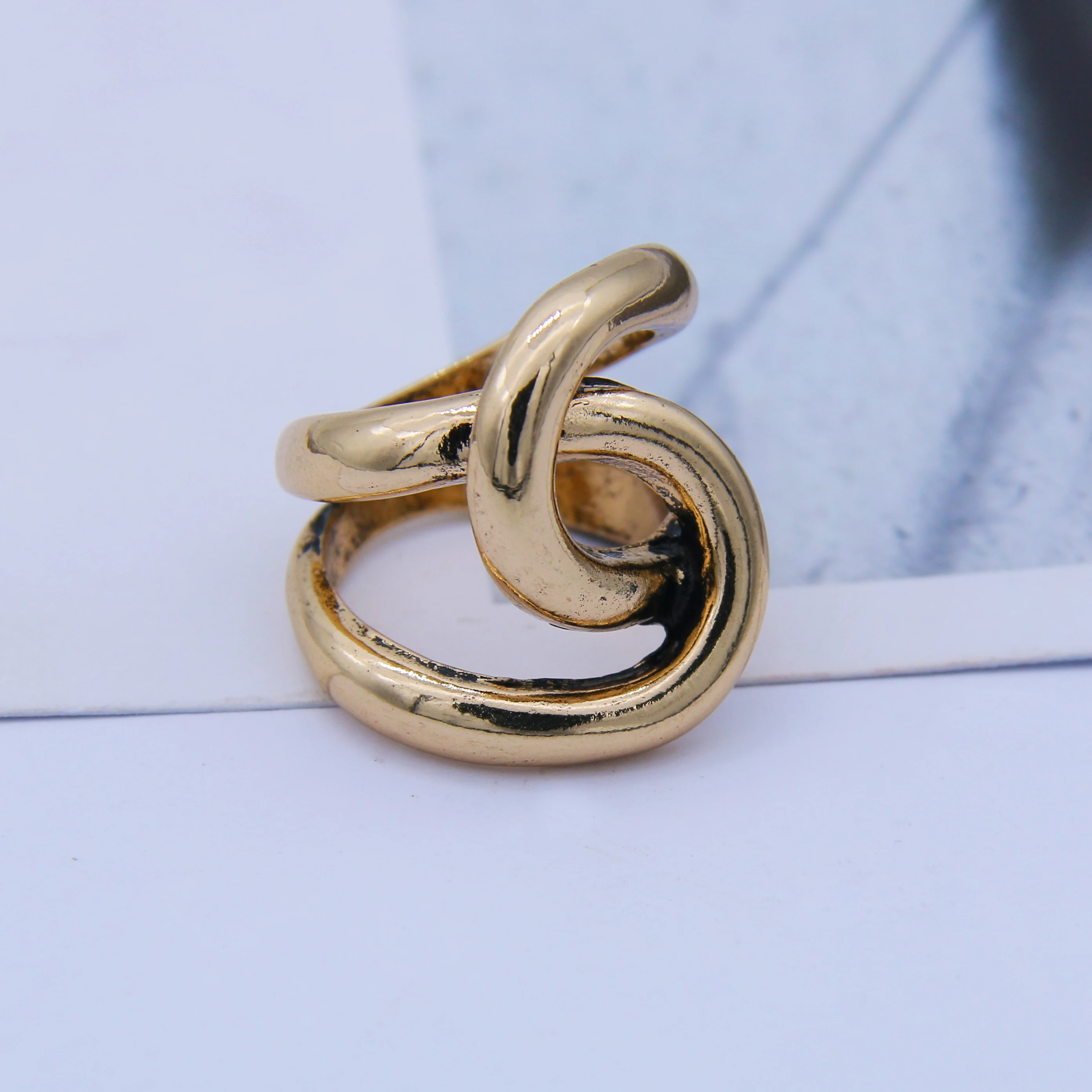 

Twisted Irregular Curve Crossed Metal Finger Ring 2020 New Simpleness Punk Ring For Women Wedding Party Jewelry Gift