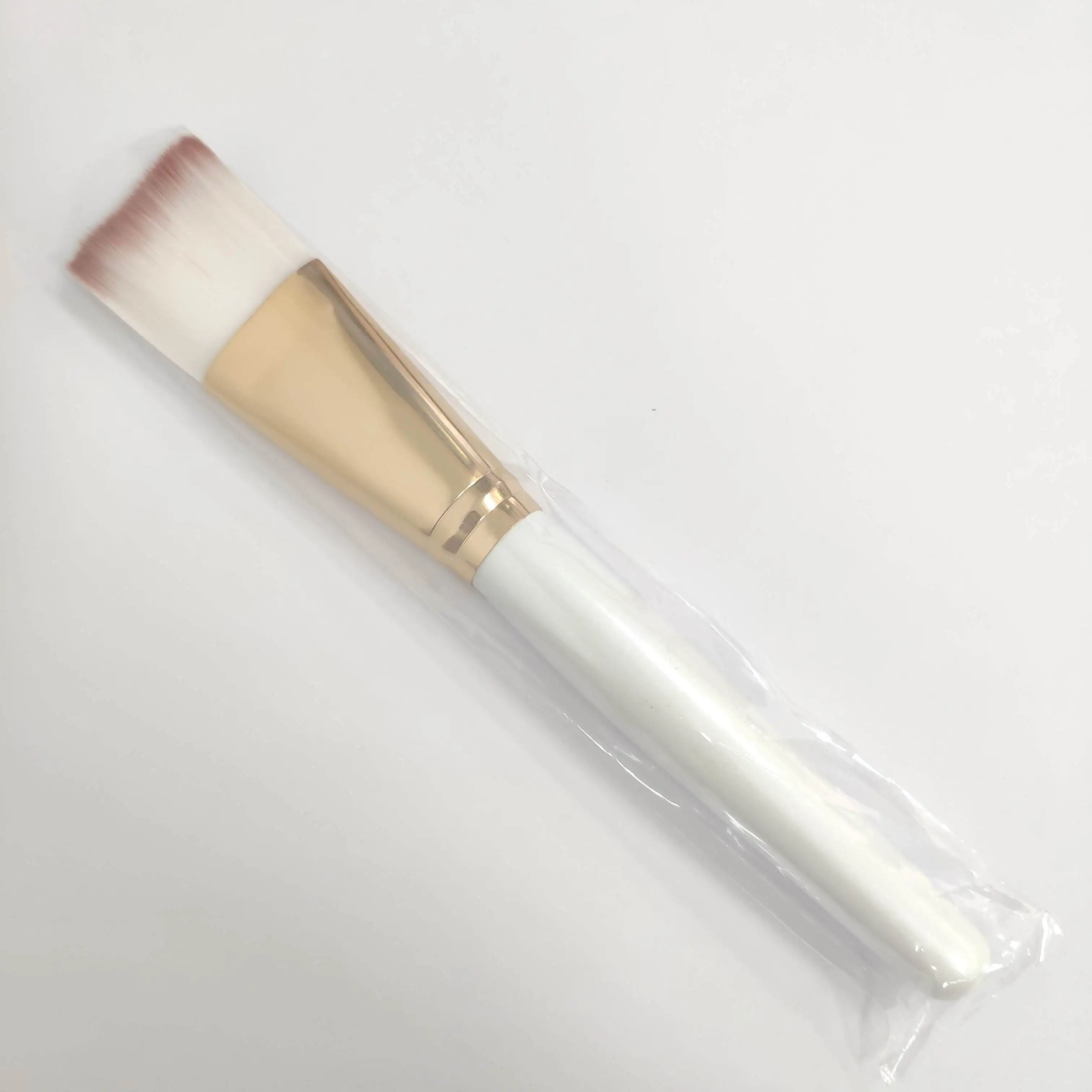 

Popular Design Mulit-function Beauty Tooll Custom Face Skincare Facial Mask Brush, White