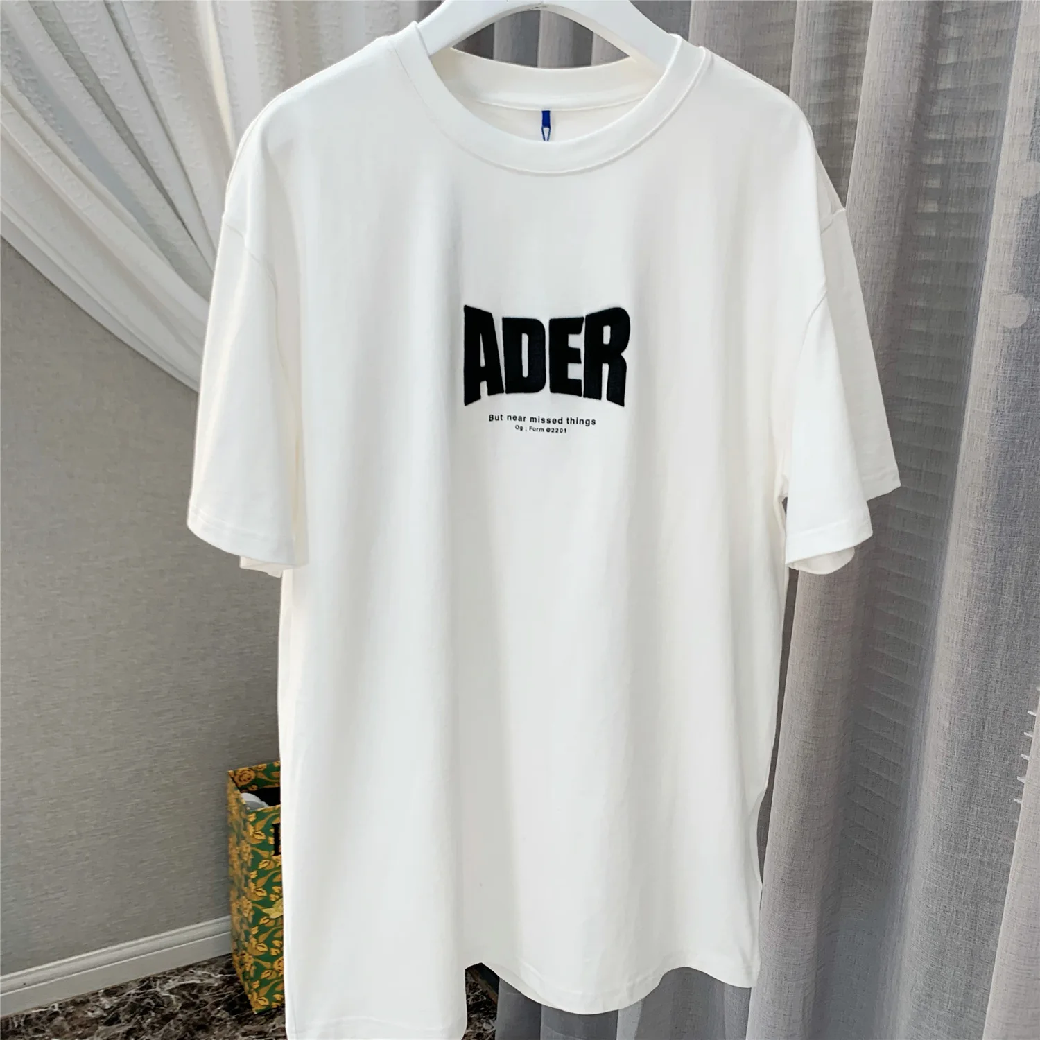 

2021 spring and summer new product ADER letter embroidery black and white simple and versatile short-sleeved shirt women