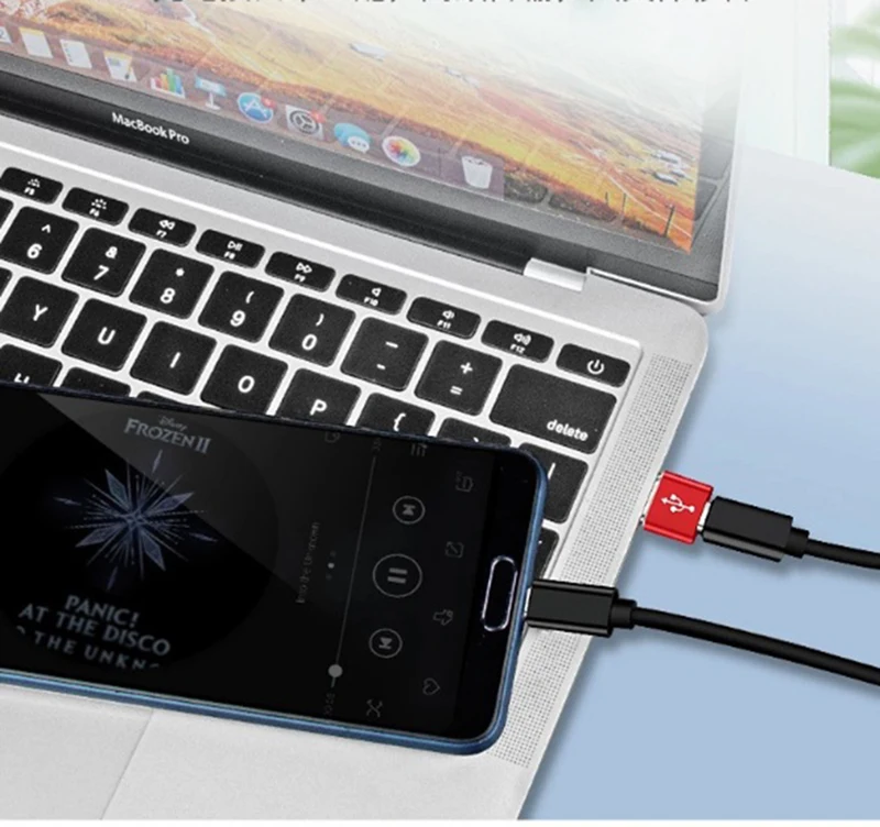 

Type-C Male To USB 3.0 Adapter For Charging And Data Transfer