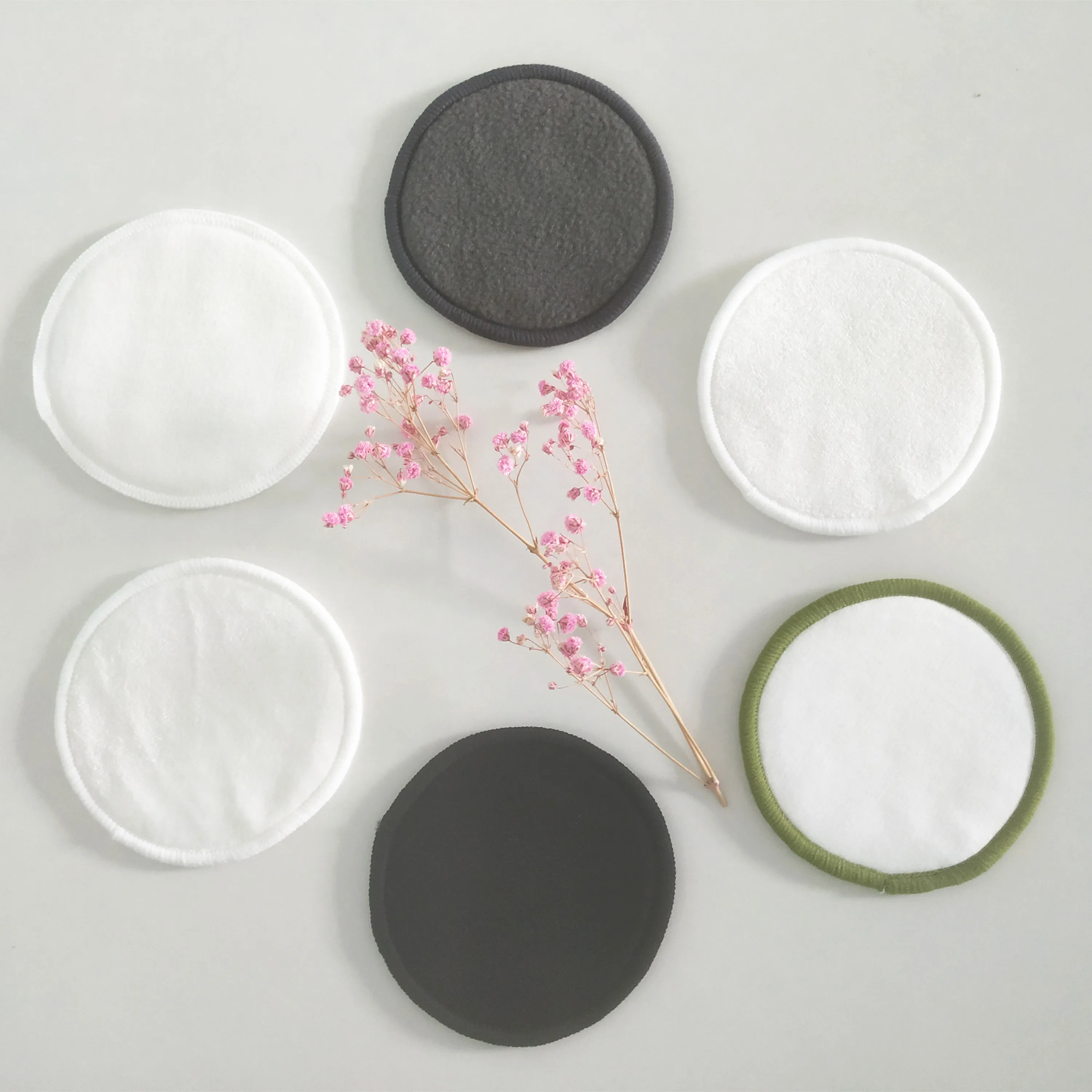 

Wholesale 100% Organic Cosmetic Bamboo Cotton Reusable makeup remover pad with pocket Private Lable, Any size can be customized