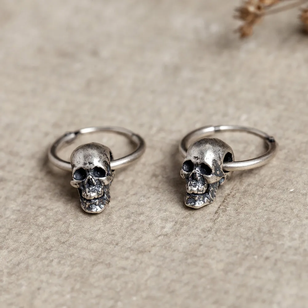 

Gothic S925 Sterling Silver Retro Silver Hoop Circle Earrings Skull Punk Stud Earrings Jewelry for Man and Women