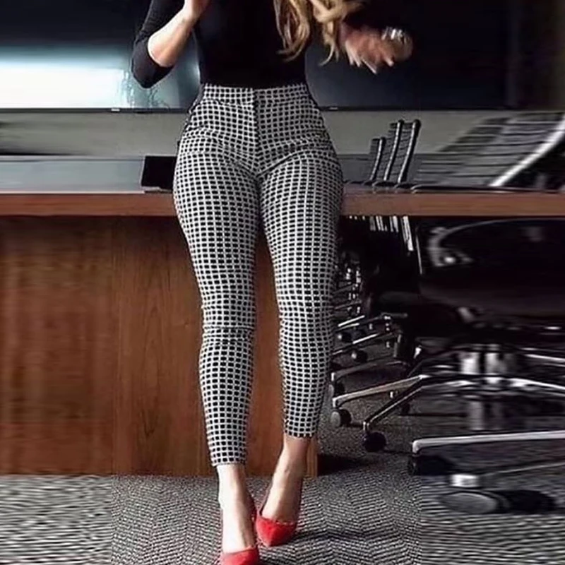 

YDF4691- Houndstooth Print Skinny Feet Pants
