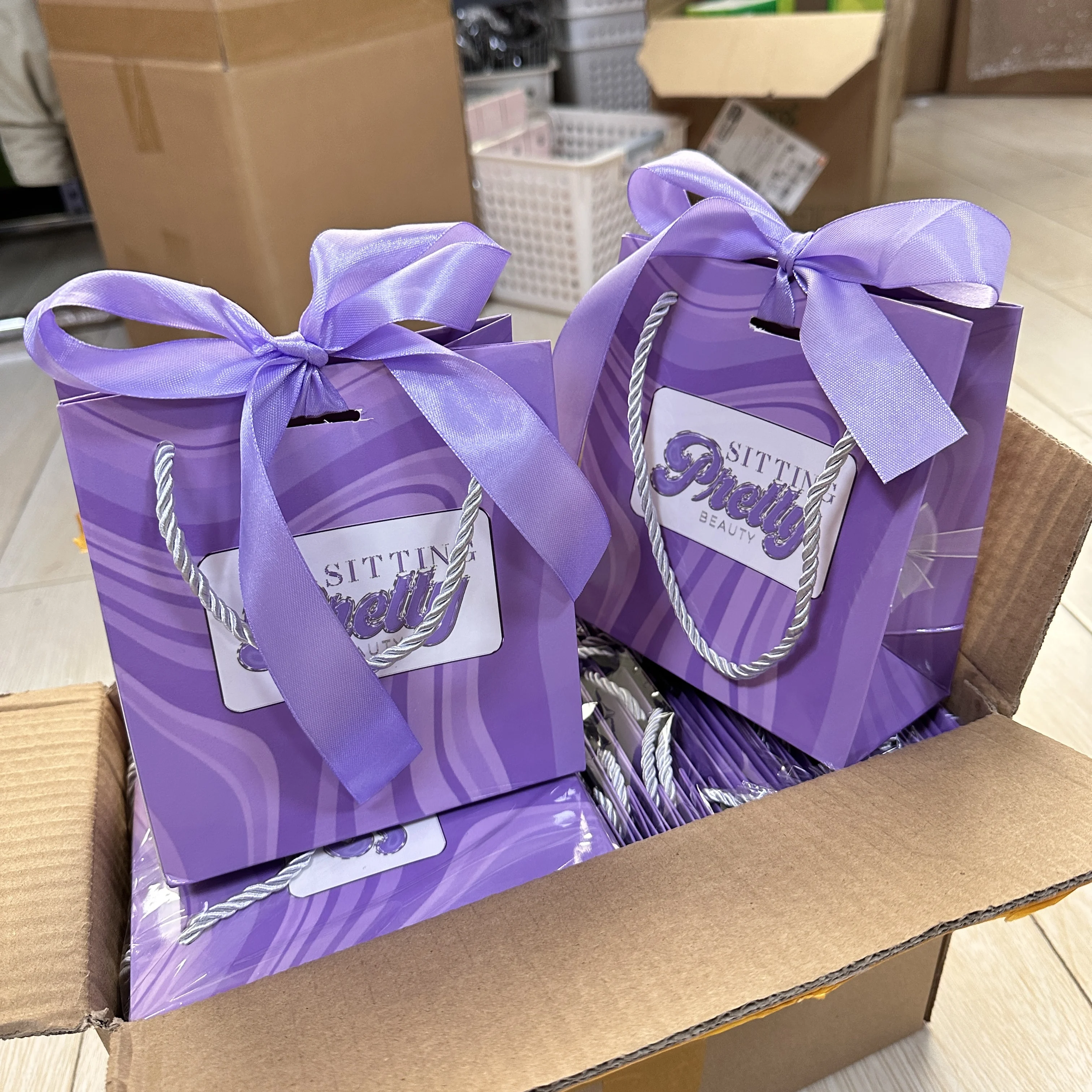 Customized Paper Bags Beautiful Design China Factory Custom Logo Printing Kraft Paper Bag