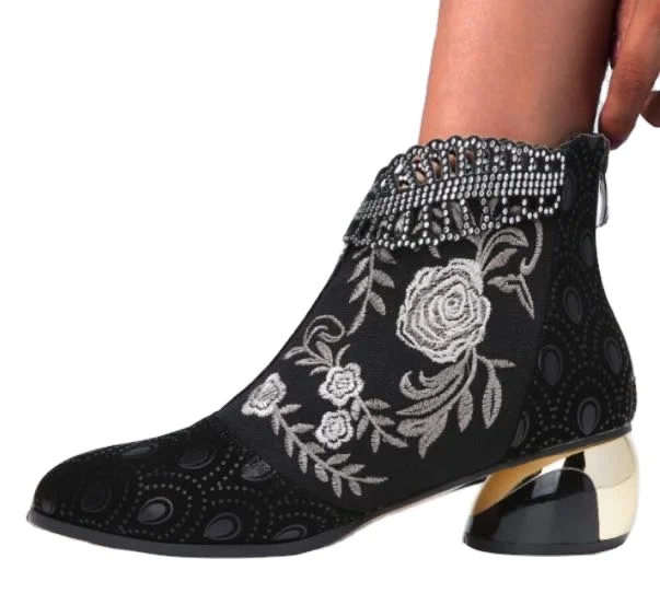 

High Heels Boots New Fashion Embroidery Women's leisure High Heels Embroidery Craft Ethnic style boots high heel