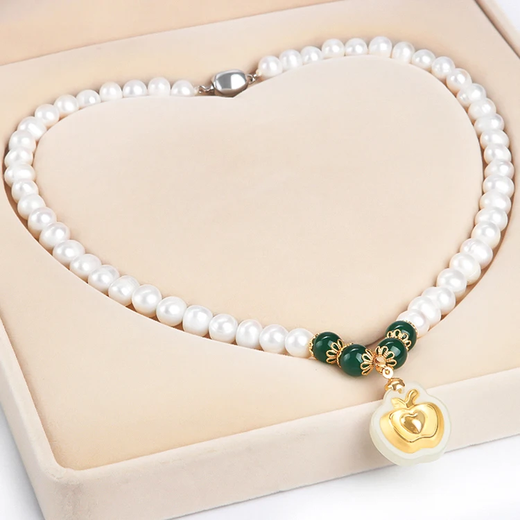 

2019 Fashion pearl Necklace And Earrings Sets For Women Christmas Eve jade Apple Gold Pendant Necklace Christmas Jewelry Gift