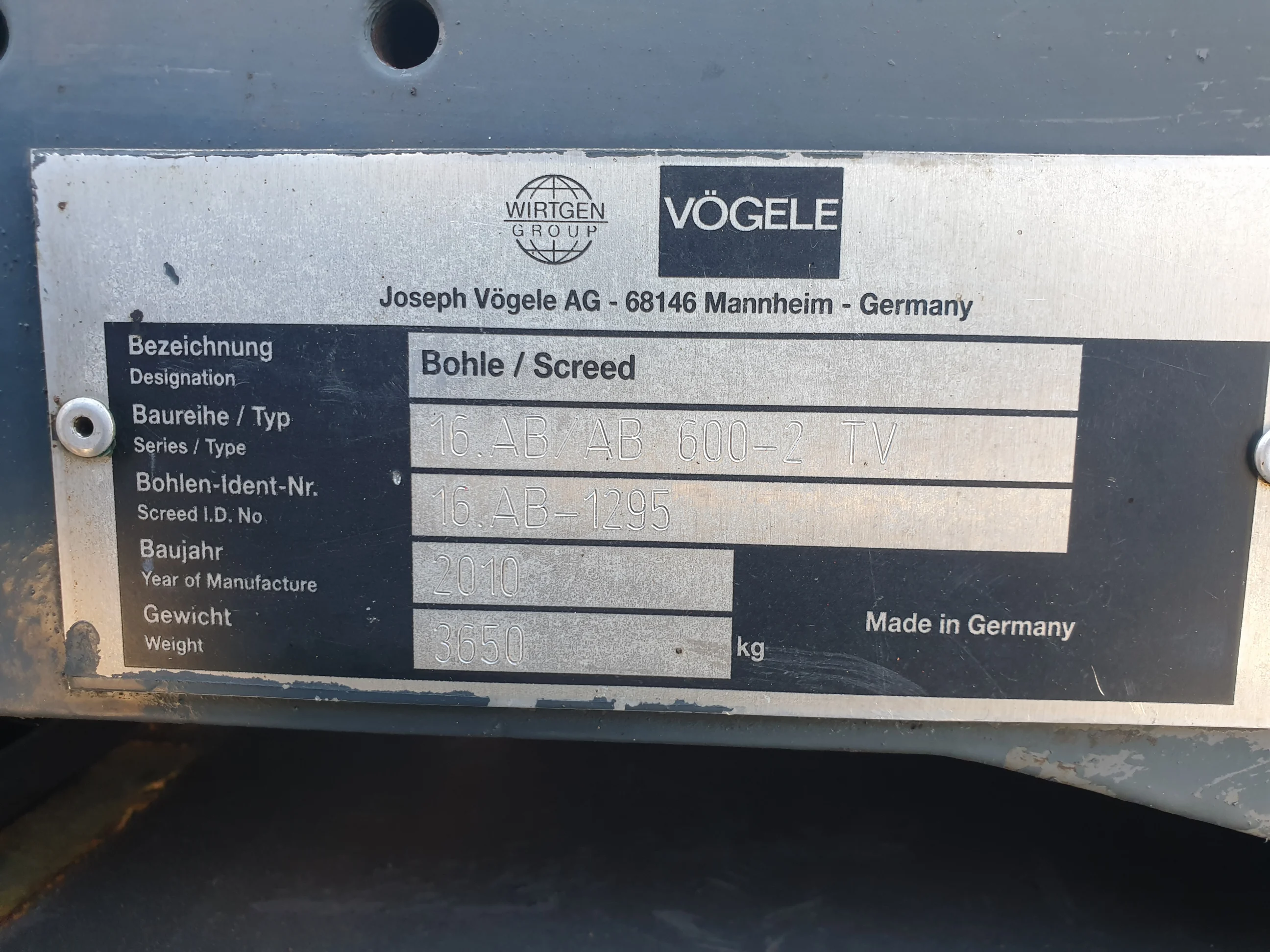 
VOGELE SUPER 2100-2 Asphalt Paver 