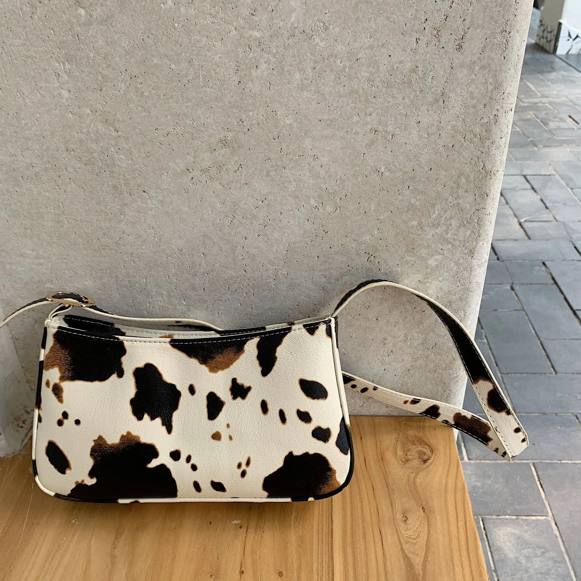 

Wholesale Crossbody Bag Purses Handbags 2020 cow pattern shoulder bag retro messenger bag, White