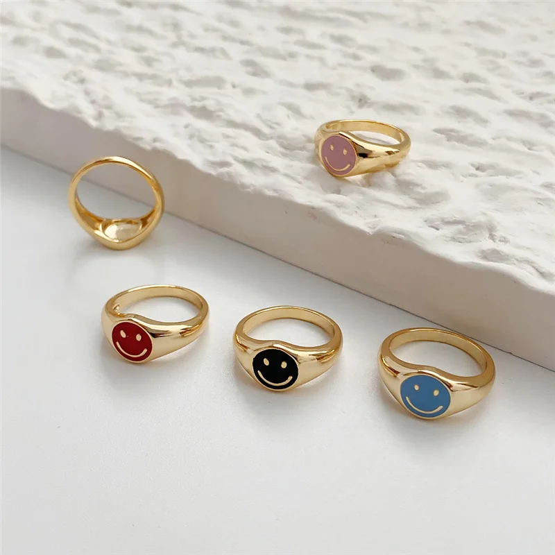 

2021 New Arrive Fashion Jewelry Simple Cute Smile Face Enamel Oil Drip Ring Luxury Brass 18k Plated Rings For Women Girls